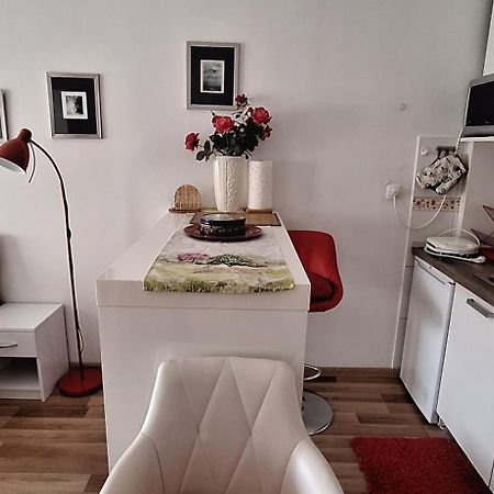 Klara Studio Apartman Split Exterior photo