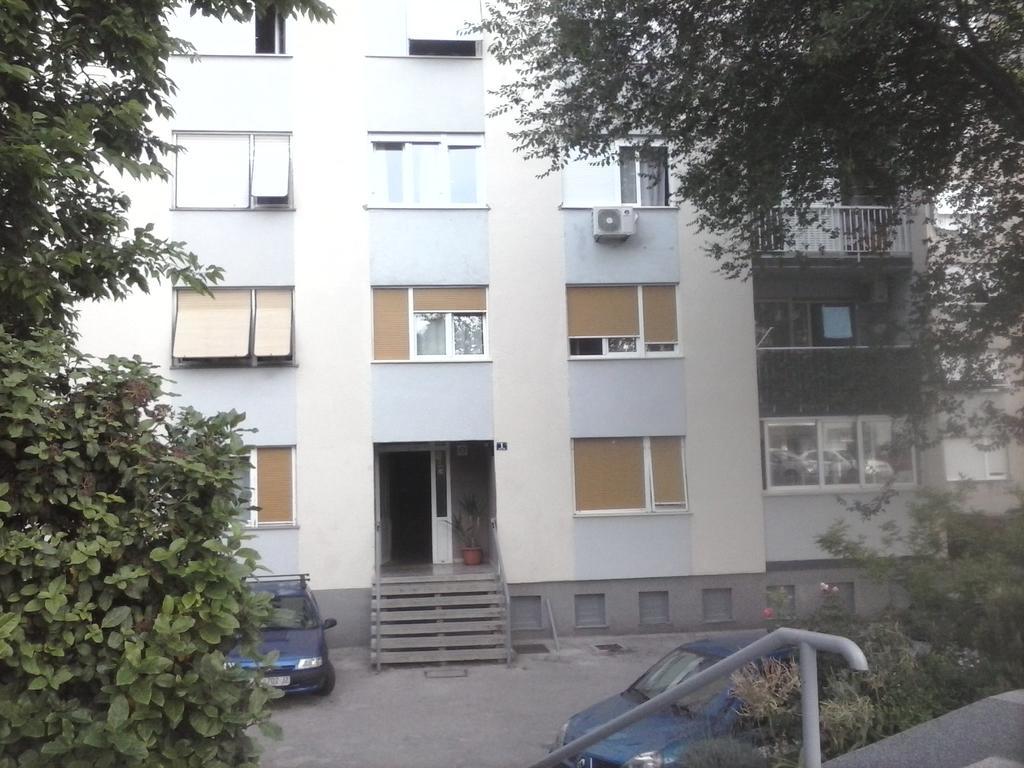 Klara Studio Apartman Split Exterior photo